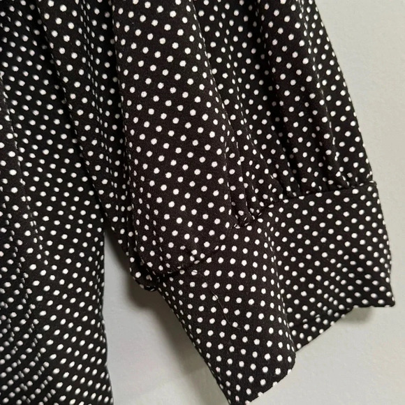 ADRIANNA PAPELL Micropleated Black and White Polka Dot 3/4 Sleeve Blouse Size XL - Picture 3 of 7